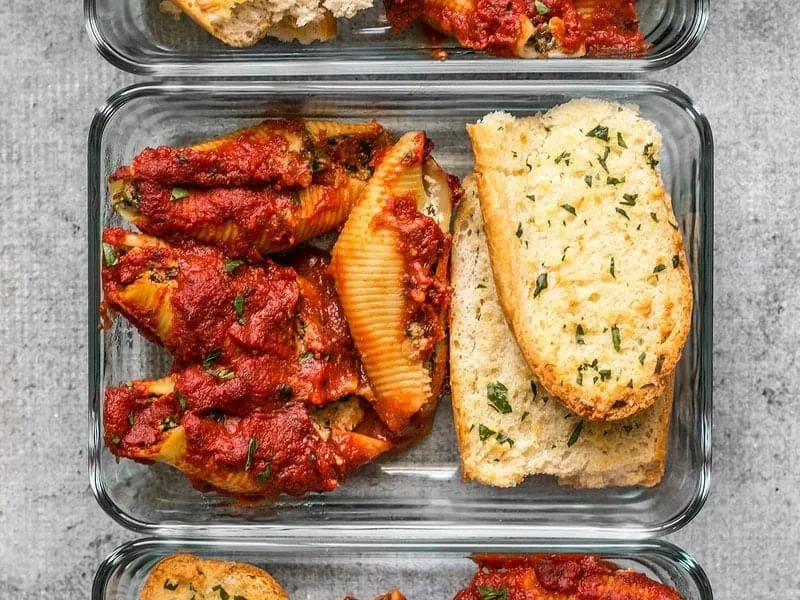 Pesto Stuffed Shells Meal Prep